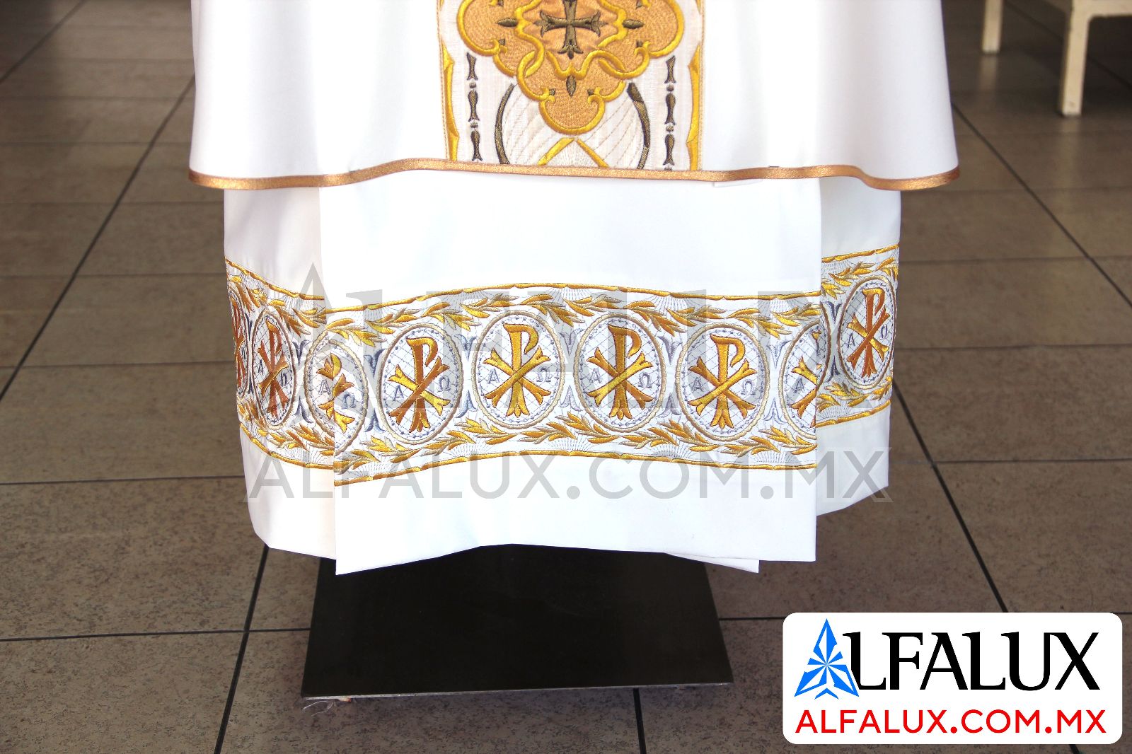20 CRISMON Alfalux Alba Blanco Detalle 120 (4)
